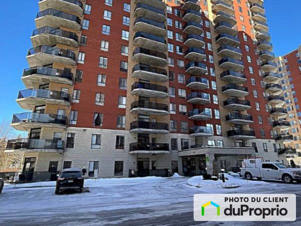 3875 boulevard de Chenonceau, Chomedey for rent