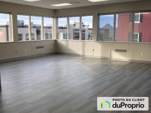 111-155 rue Principale Ouest, Magog for rent