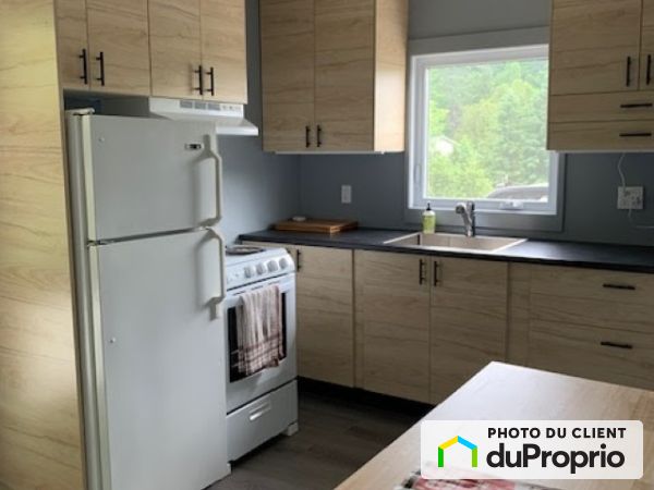 16 rue Pelletier, Val-Des-Monts (Perkins) for rent
