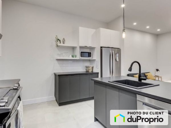 4063, rue Saint-Urbain, Mont-Royal for rent