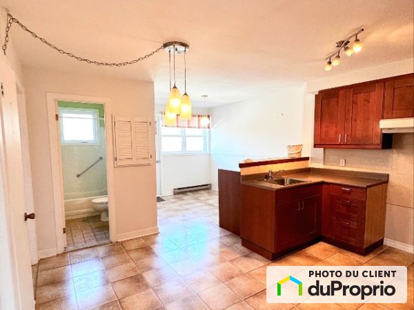 716 rue de Brest, Pont-Viau for rent