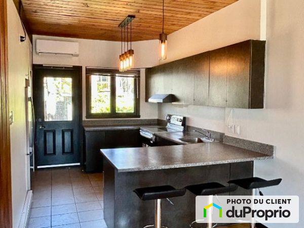 3747 Le Corbusier, Ste-Foy for rent