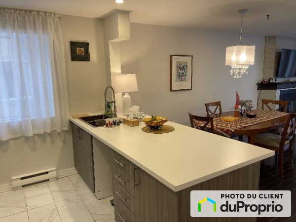 202-55 boulevard Samson, Ste-Dorothée for rent