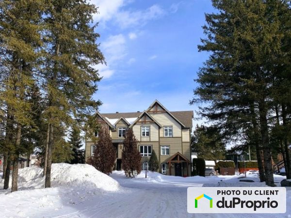 963 Carré de Skieurs, Bromont for rent