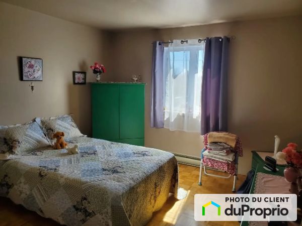 235, Rue Giguère, St-Jérôme (St-Jérôme) à louer