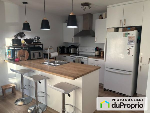 3139, Saindon, St-Étienne-De-Lauzon à louer