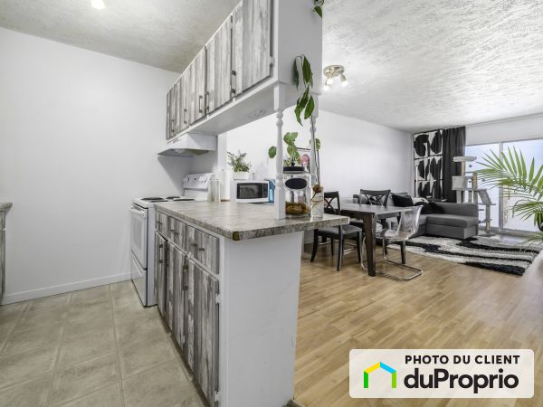 111-12025 av. Berlioz, Loretteville for rent