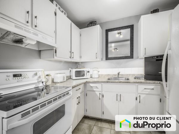 17-4402 rue des Roses, Charlesbourg for rent