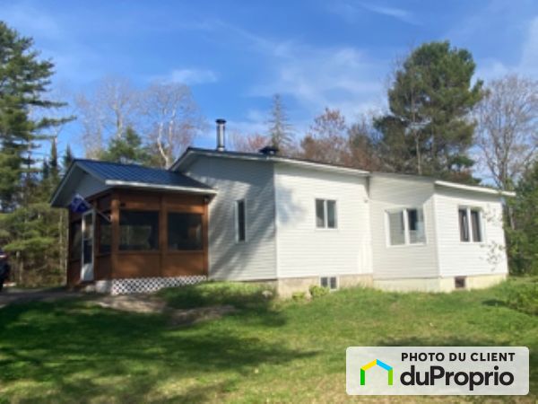 639 Ch du Lac Cayamant, Cayamant for rent