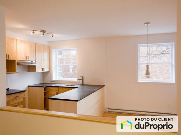 1-945, boulevard St-Joseph Est, Le Plateau-Mont-Royal à louer