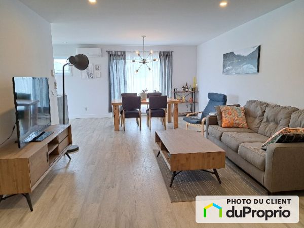684 Montée des Seigneurs, Granby for rent