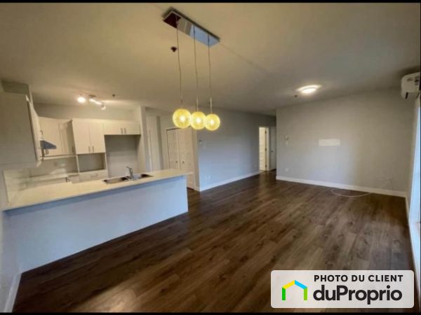 506-1013 montée Champagne, Ste-Dorothée for rent