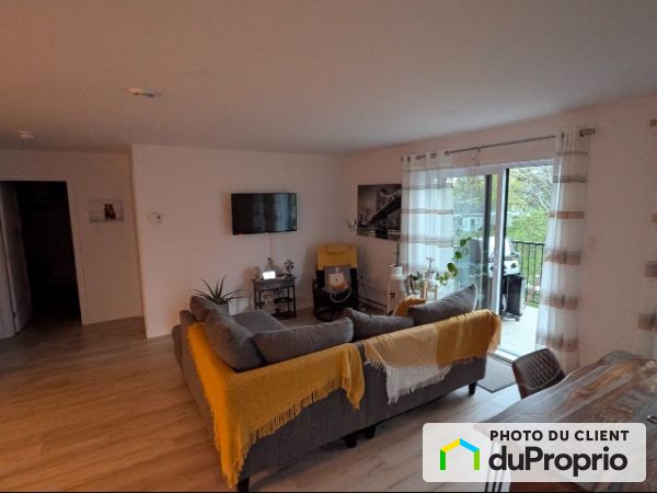 C-2925 Gravel, Lévis for rent