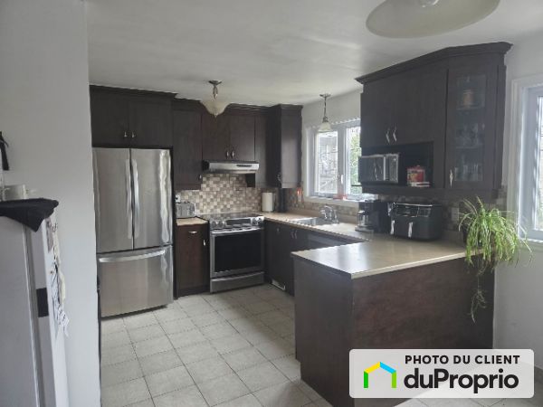 380, place de la 13ème Rue, Laval-des-Rapides à louer