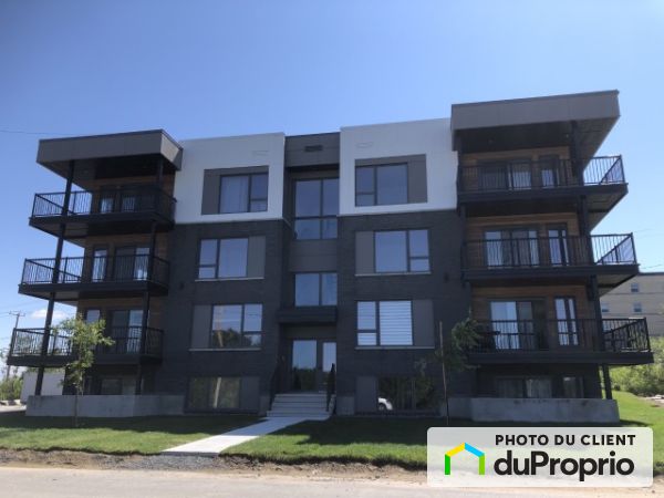 270, avenue René-Gagnon, Alma à louer
