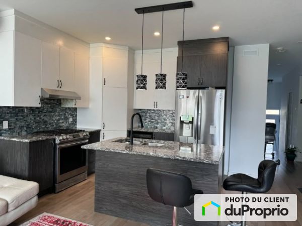 2800, rue Park, Longueuil (St-Hubert) à louer