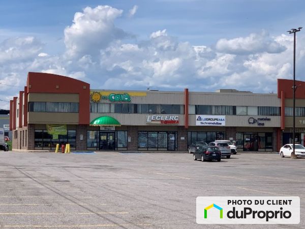 112-114-710 rue Bouvier, Lebourgneuf for rent