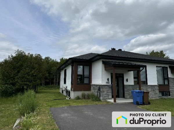 162 rue Natura, Bromont for rent