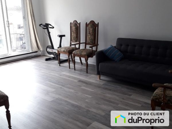9052, rue Maritain, Saint-Léonard à louer