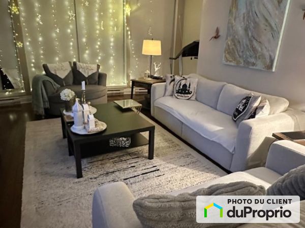 706-950 boulevard Lebeau, Saint-Laurent for rent