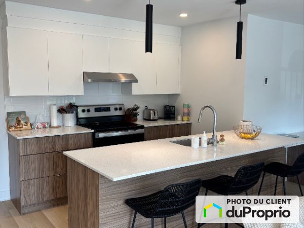 Cuisine - D-206, 32e avenue, Ste-Marthe-Sur-Le-Lac à louer