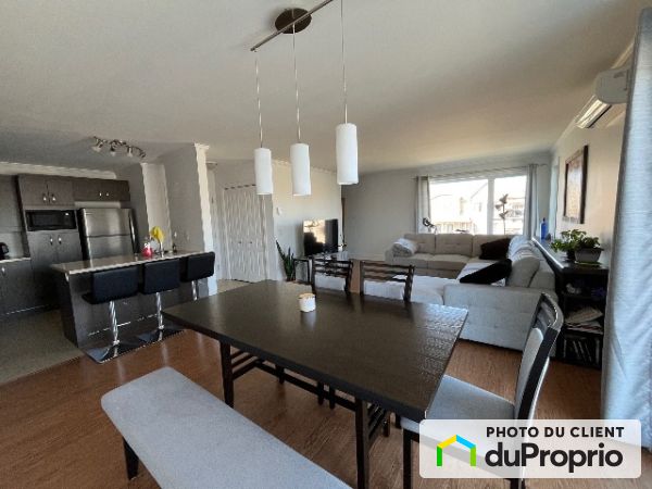 Logement - 1592, rue Charles Rodrique, Lévis à louer