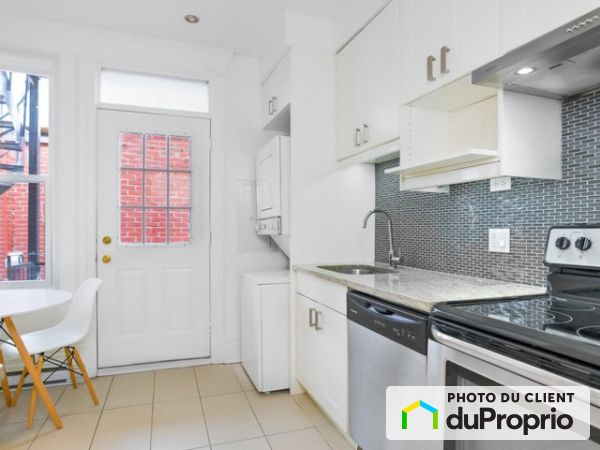 8-5555, Saint Urbain, Outremont à louer