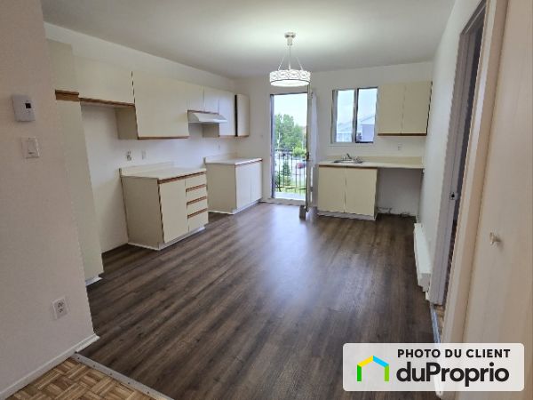 94, rue Gratton, Ste-Therese à louer