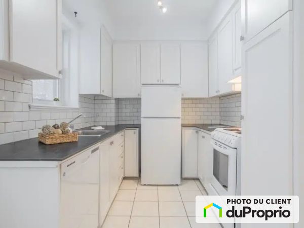 Kitchen - 1000 avenue Pratt, Outremont for rent