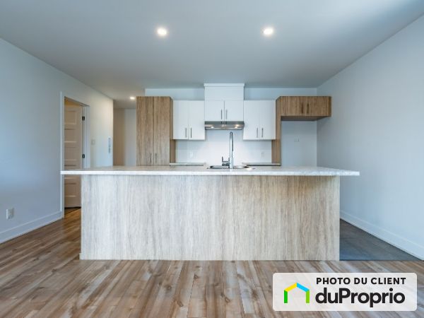 15 Rue Duvernay, Trois-Rivières (Cap-De-La-Madeleine) à louer