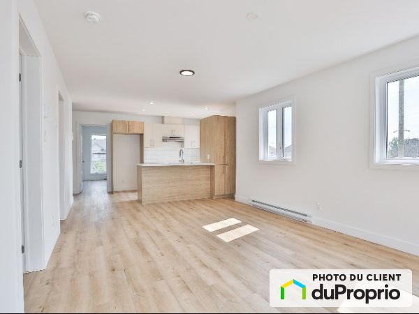 144 montée de Saint-Sulpice, St-Sulpice for rent