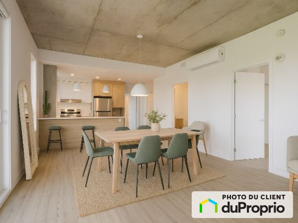 17 rue Hyman, Dollard-Des-Ormeaux for rent
