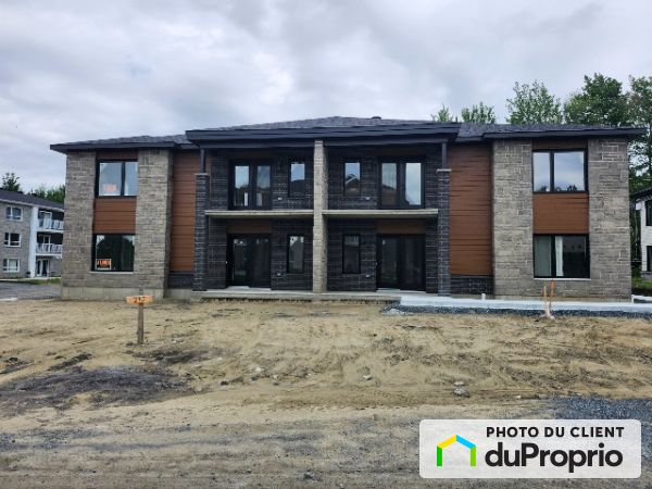 253 rue du Meunier-Rouge, Drummondville (St-Nicéphore) for rent