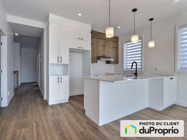 35 Bellevue, St-Anselme for rent