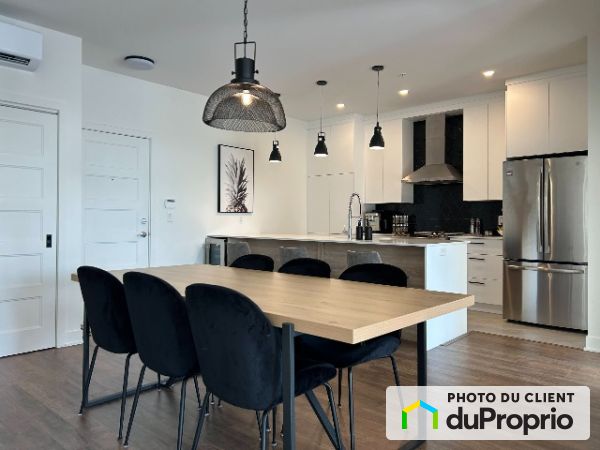 Dining Room - 310-3660 Rue Roland-Marquette, Longueuil (St-Hubert) for rent