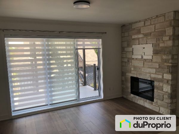 911 de Chaumont, St-Jérôme (Bellefeuille) for rent