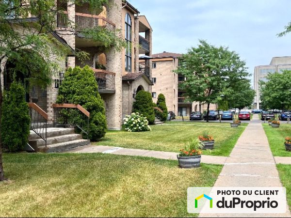 181-1688, McNamara, Chomedey à louer