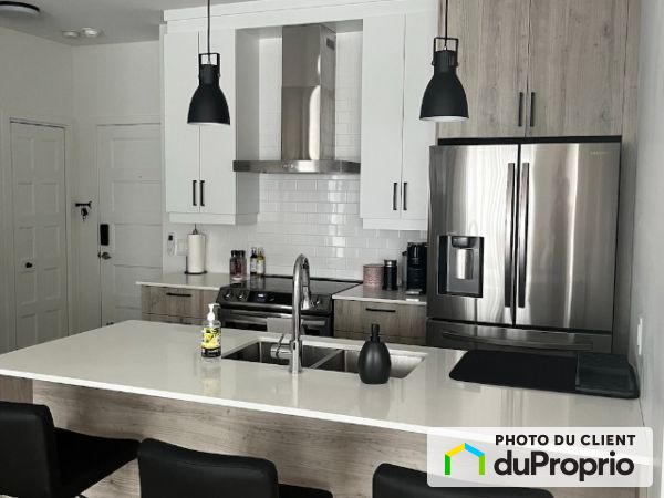 301-3640 Medard Emard, Longueuil (St-Hubert) for rent