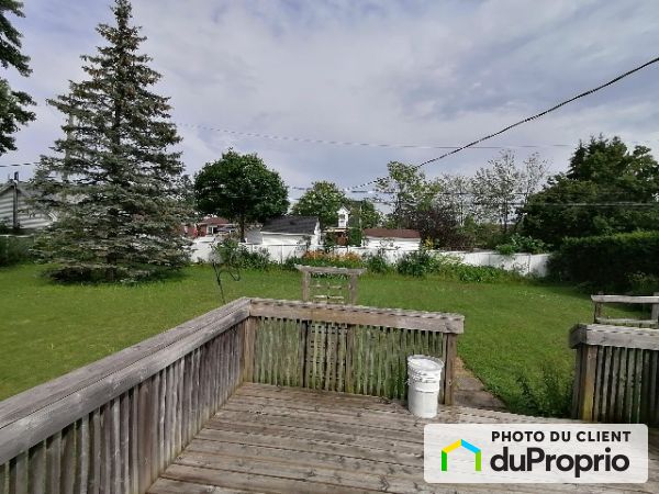 B-3985 park, Longueuil (St-Hubert) for rent