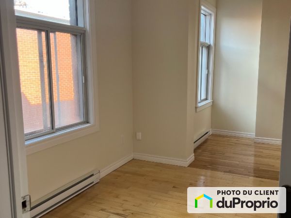 3-151 Abbott, Westmount for rent