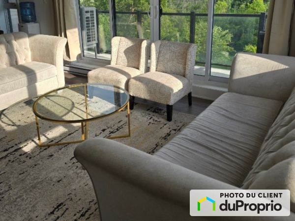 301-20 rue Principale Sud, Delson for rent