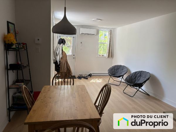 Apartment Living Room - 2426 rue Parthenais, Ville-Marie (Centre-Ville et Vieux-Montréal) for rent