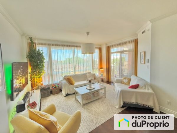 506-160 rue Khalil Gibran, Saint-Laurent for rent