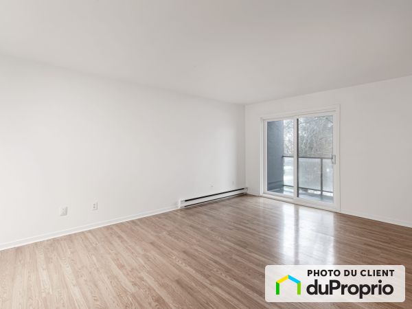 ave Duchesneau - 4 1/2, Ste-Foy à louer