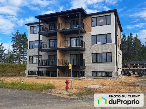 701, impasse de la Plantation, Shawinigan (Lac-A-La-Tortue) à louer