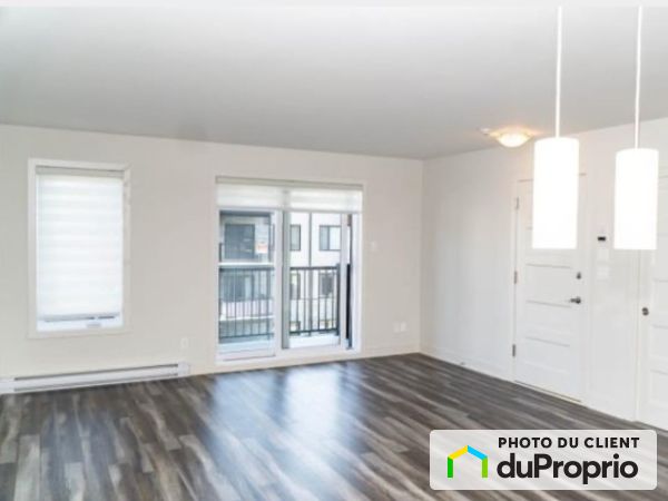 201-844 valois, Vaudreuil-Dorion à louer