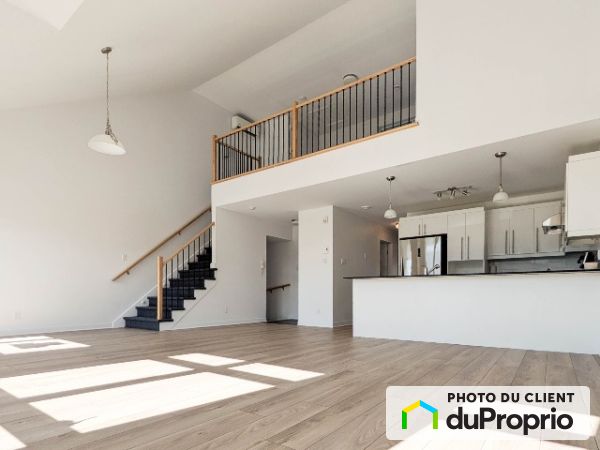 5-7205 Chambery, Brossard à louer