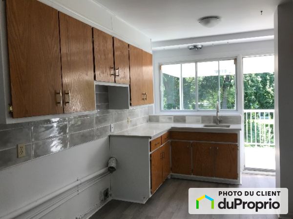 5712 avenu avenue St-Donat, Anjou à louer
