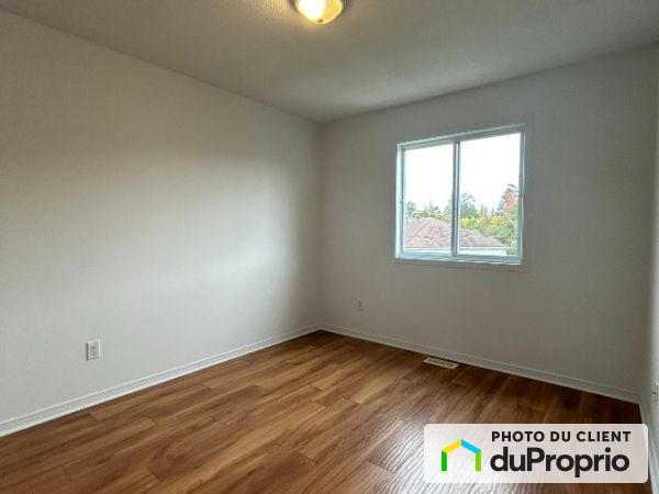 30 rue Lionel-Renaud, Gatineau (Aylmer) à louer