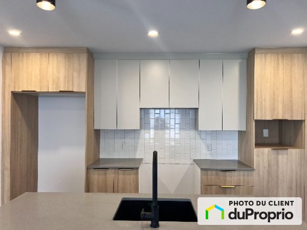 9 rue du Bâtisseurs, Bedford for rent